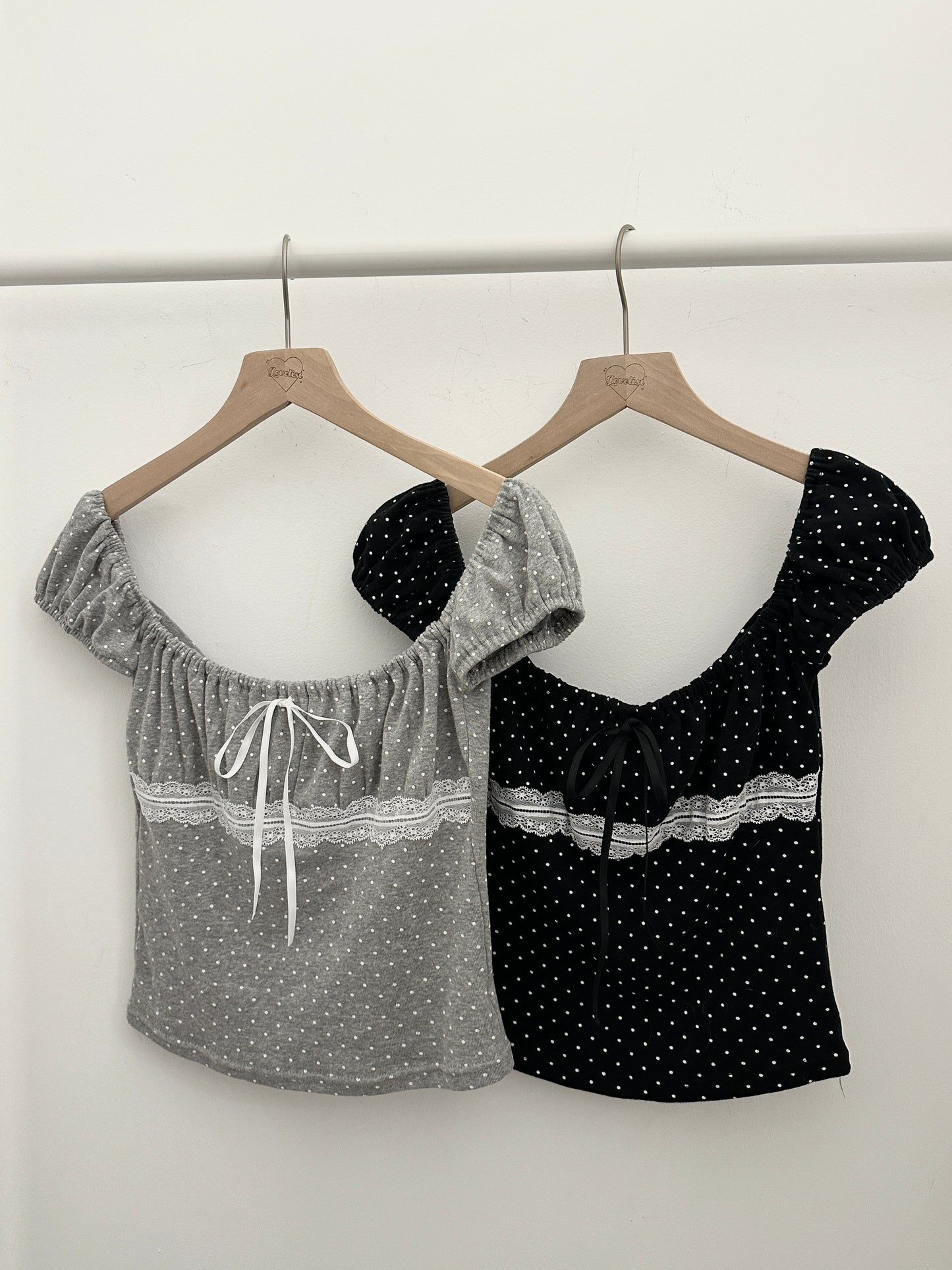 【韓網同款】Lilac波點蕾絲蝴蝶結泡泡袖Top