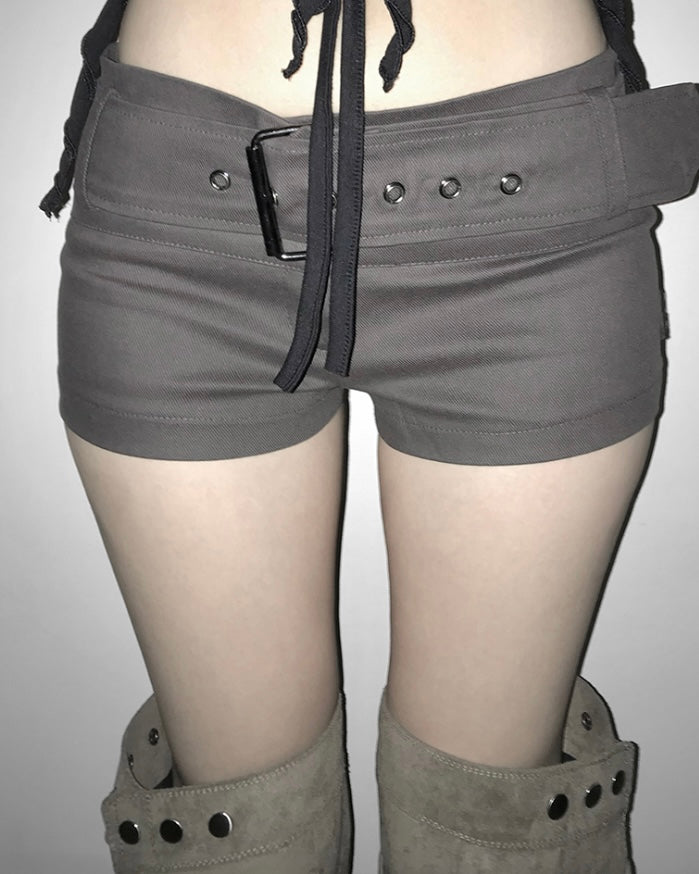【MEOVV Anna機場穿搭平替Set】Indifferent Low Stand Collar 微企領皺褶短袖+Darkness Biker 低腰短褲