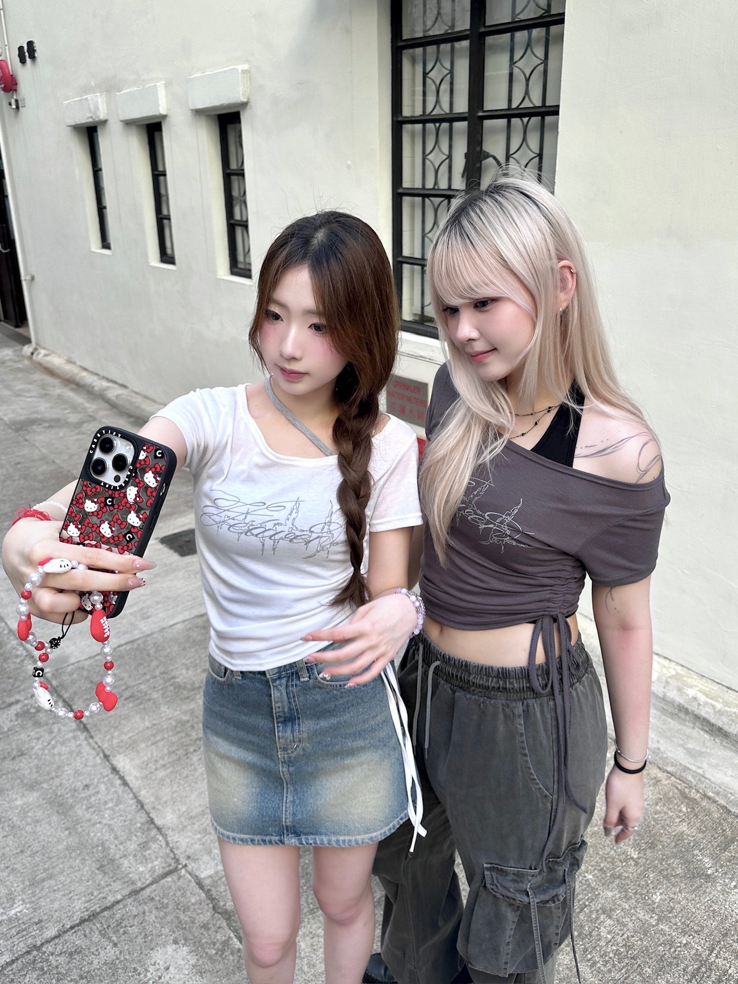【已停產售完即止】Mono韓感輕亞風寬鬆闊領側束帶柔軟短袖Top