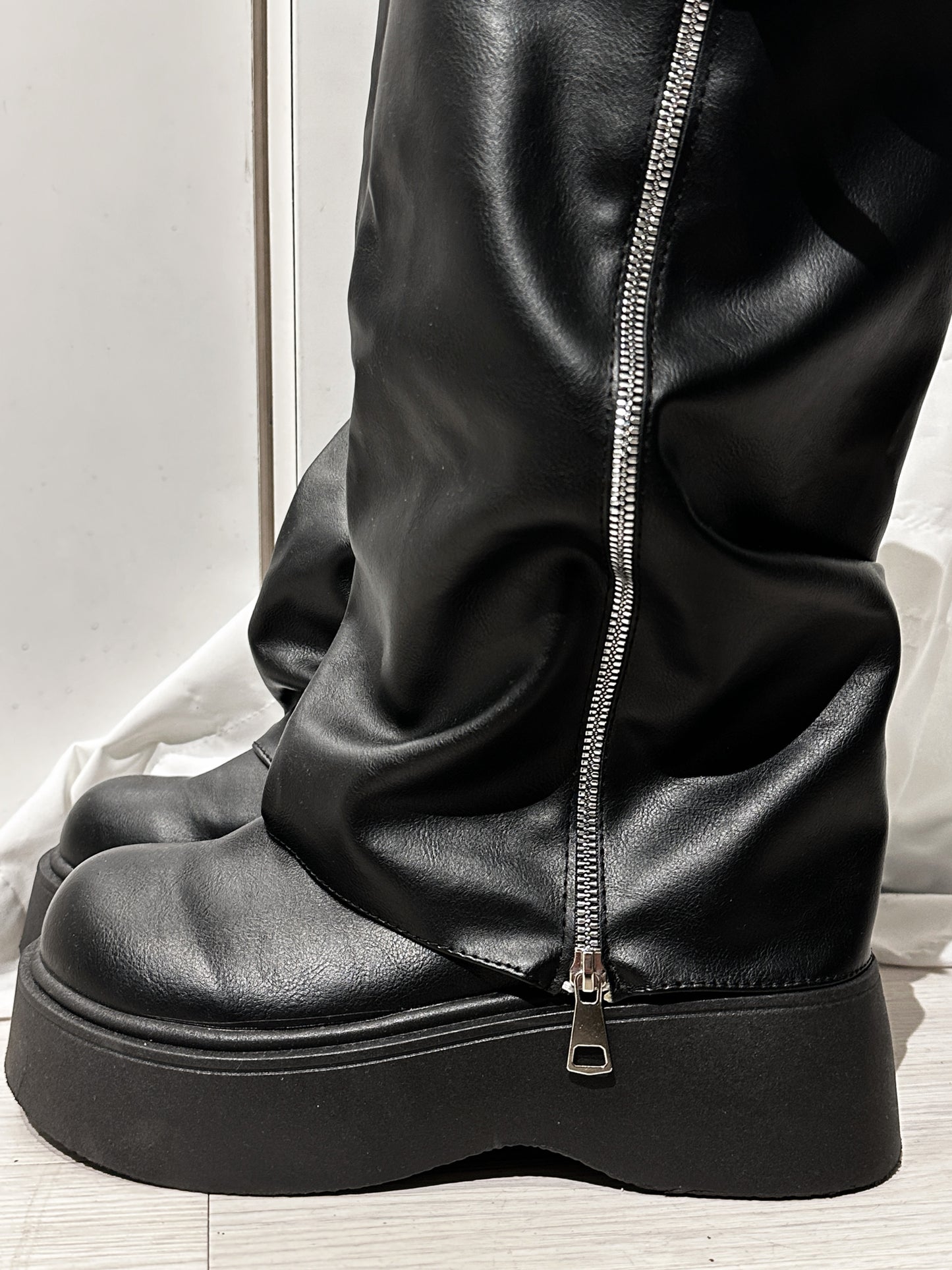 【超顯瘦襪套款|一笠即走】+5cm 韓系百搭銀扣闊筒Leg Warmer 懶人厚底騎士靴