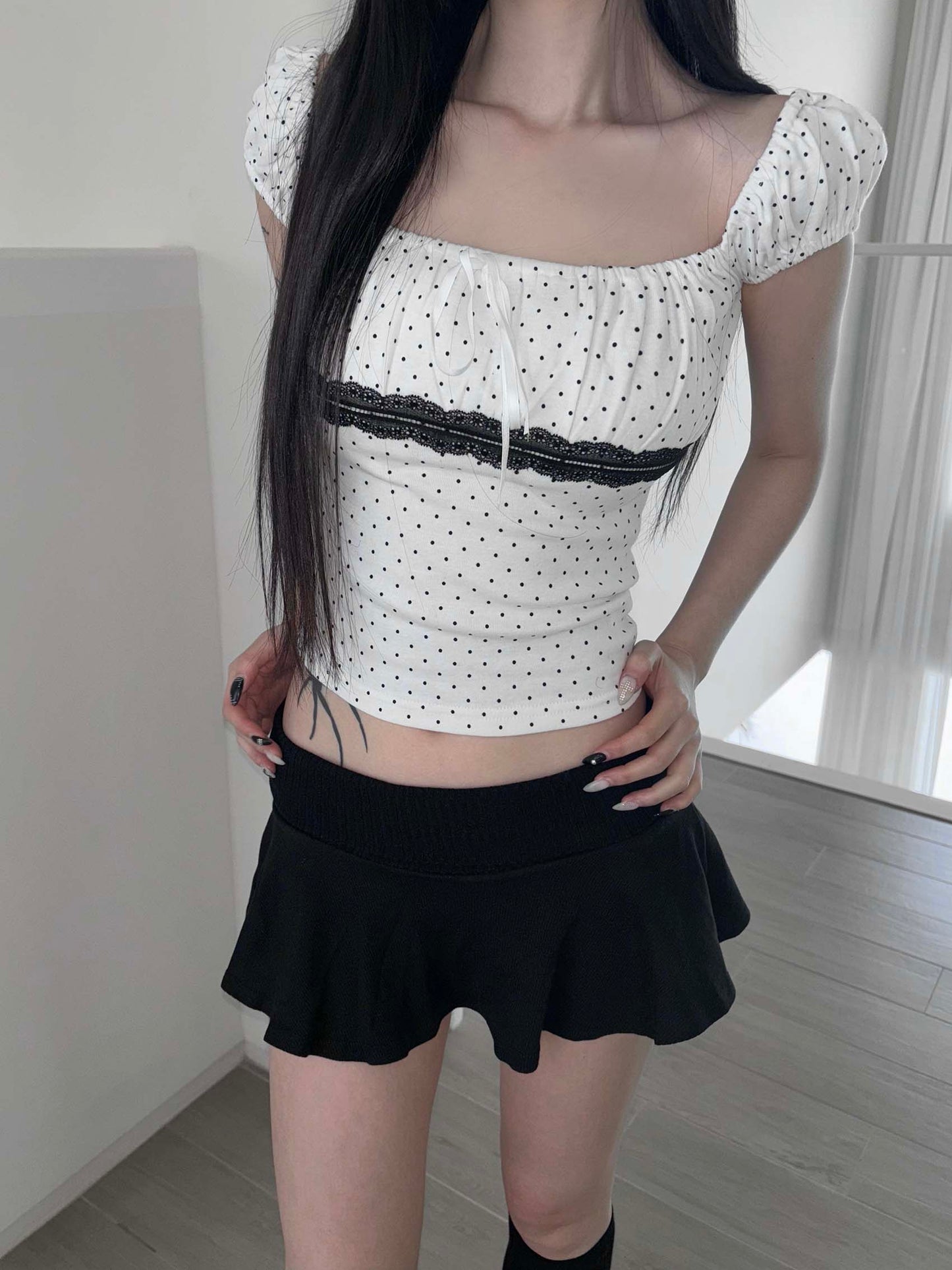 【韓網同款】Lilac波點蕾絲蝴蝶結泡泡袖Top