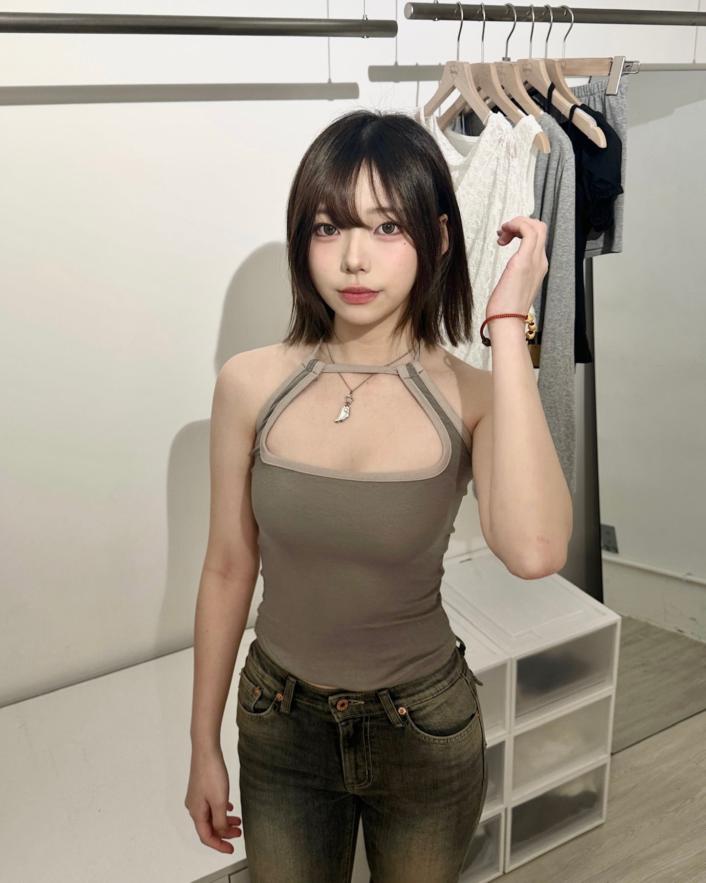 【極顯身材小性感｜3 Ways 綁法】Untamed Girl 純慾拼色修腰繞頸綁帶背心
