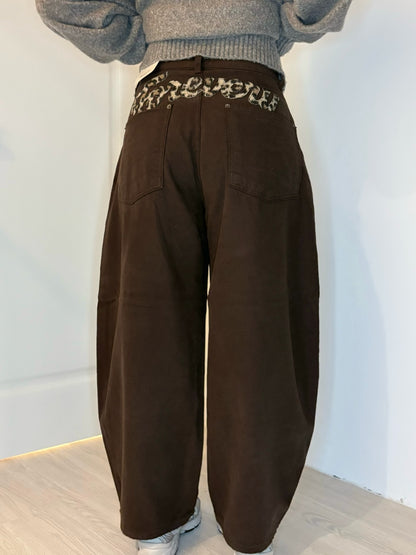 【日常百搭闊褲Pick♪】Forerver豹紋刺繡闊身彎刀褲