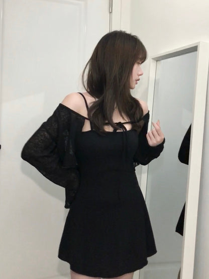 【韓式氣質女友約會感｜ 極顯纖細S腰線】Hourglass Firgure 透膚小外套+吊帶平領彈性OPS 2件套裝