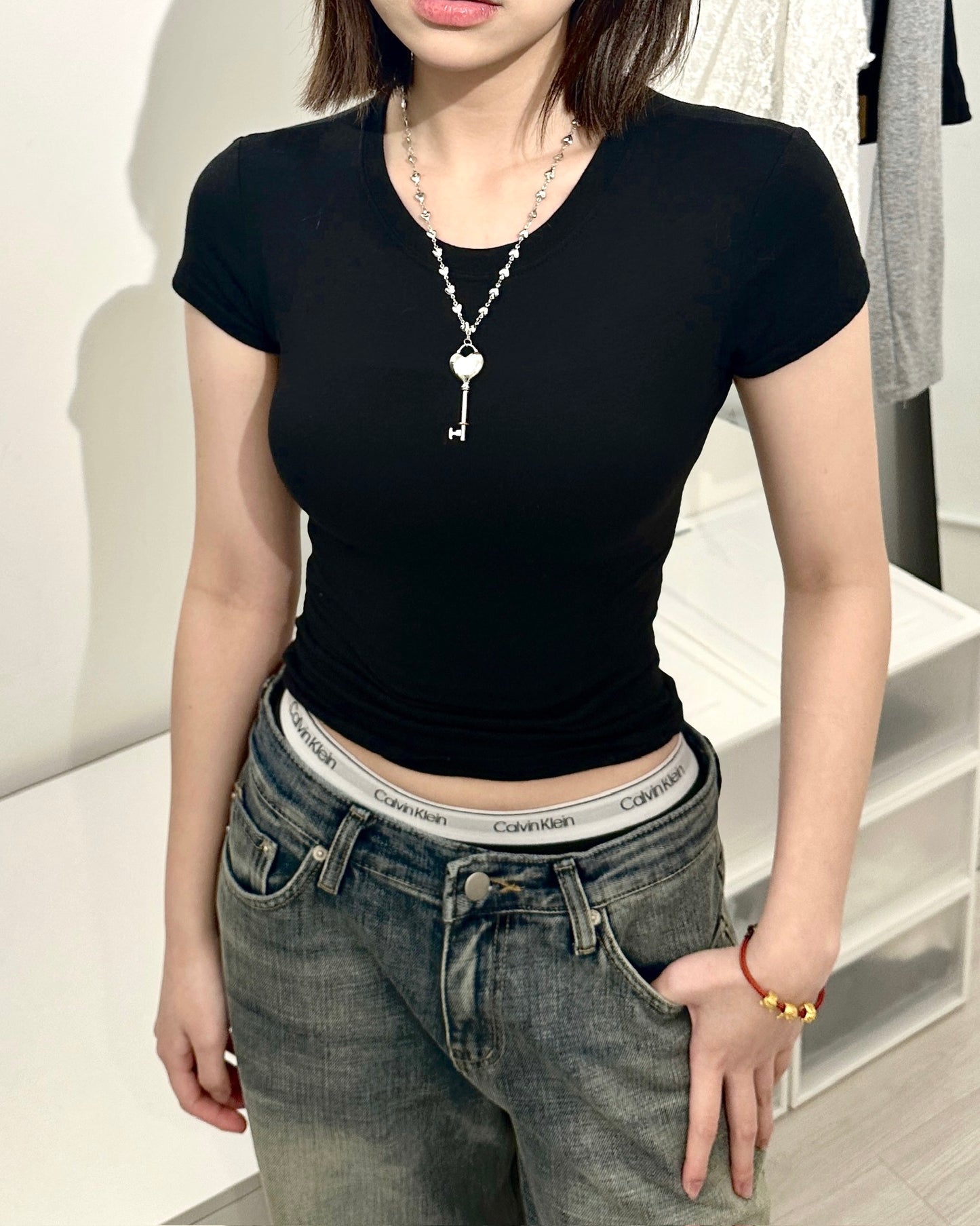 【1秒折角腰極顯身材🔥 日常＋Gym百搭必入】Sofly Touch Slim Cut 修腰圓領超彈力柔軟短袖T-Shirt