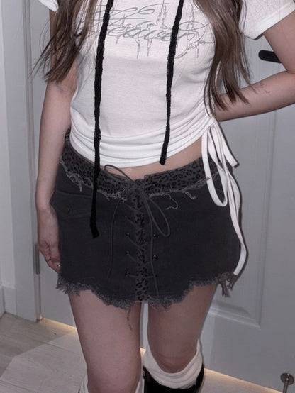 【豹紋穿搭入門級】Wild Cat破爛感豹紋交叉綁帶Mini Skirt