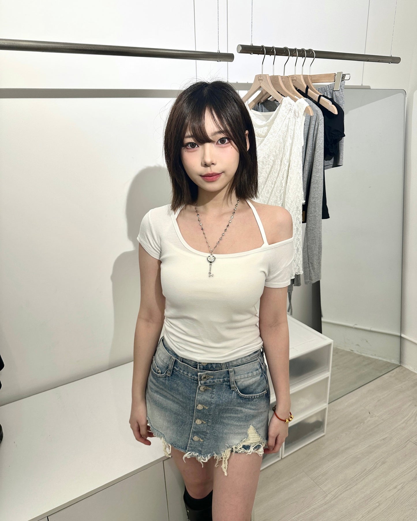 【日常必備百搭打底｜ 疊穿Must Have】純色掛脖涼感露背可拆式Bra Top背心