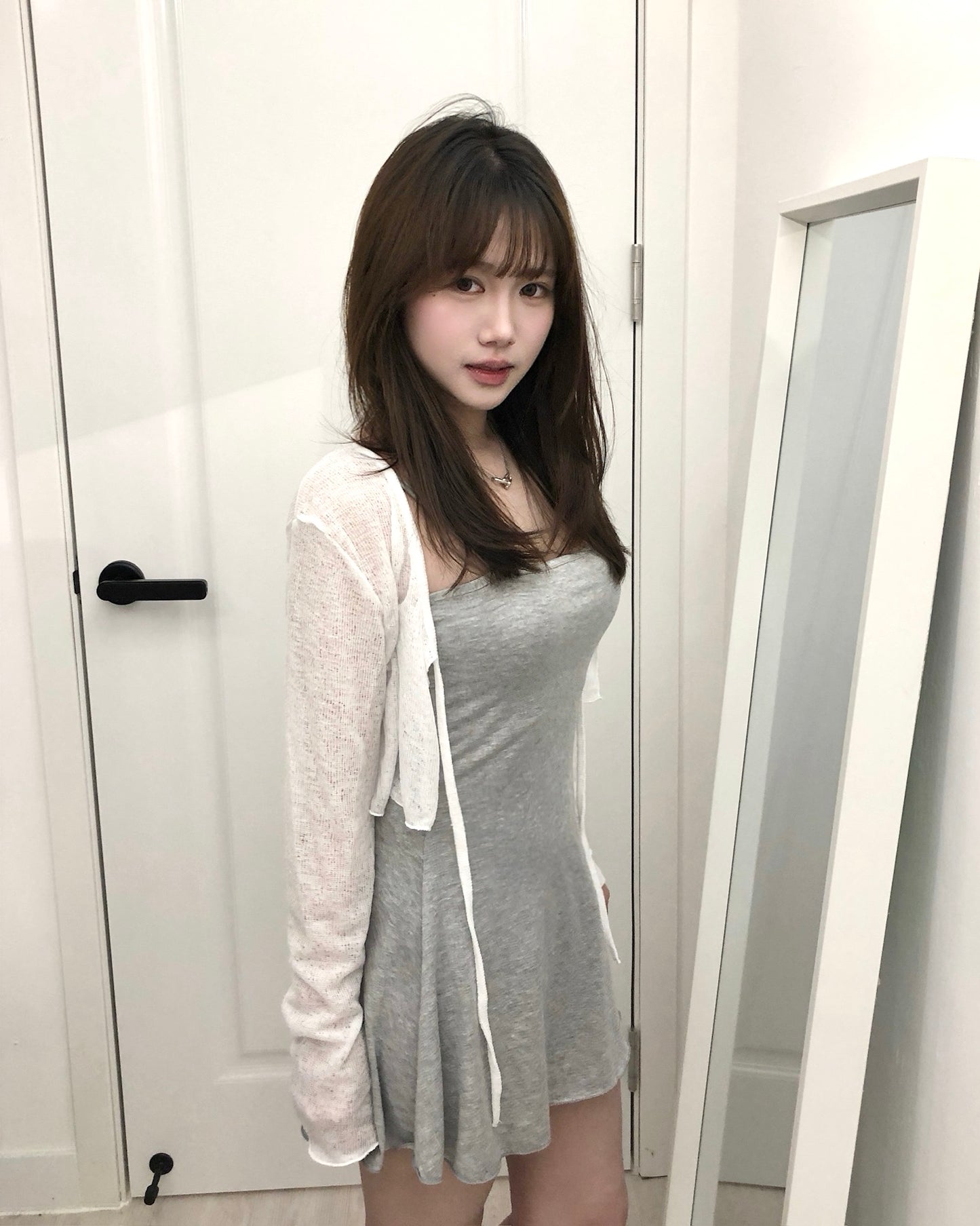 【韓式氣質女友約會感｜ 極顯纖細S腰線】Hourglass Firgure 透膚小外套+吊帶平領彈性OPS 2件套裝