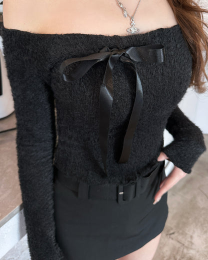 【情人節約會必選💗女友感滿分】Melting Heart 芭蕾舞風絲帶蝴蝶結滑滑絨毛一字肩Top