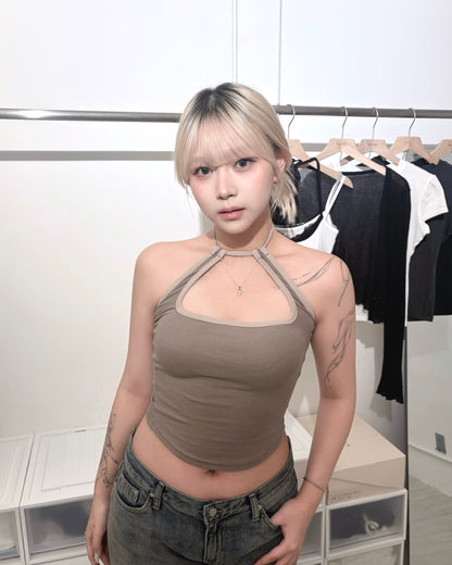 【極顯身材小性感｜3 Ways 綁法】Untamed Girl 純慾拼色修腰繞頸綁帶背心