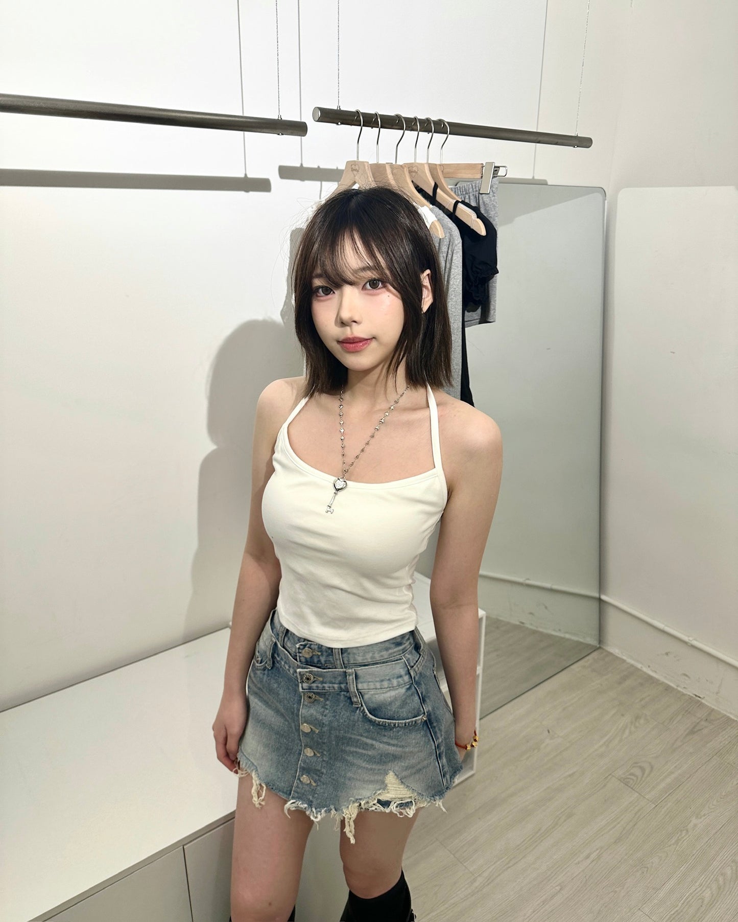 【日常必備百搭打底｜ 疊穿Must Have】純色掛脖涼感露背可拆式Bra Top背心