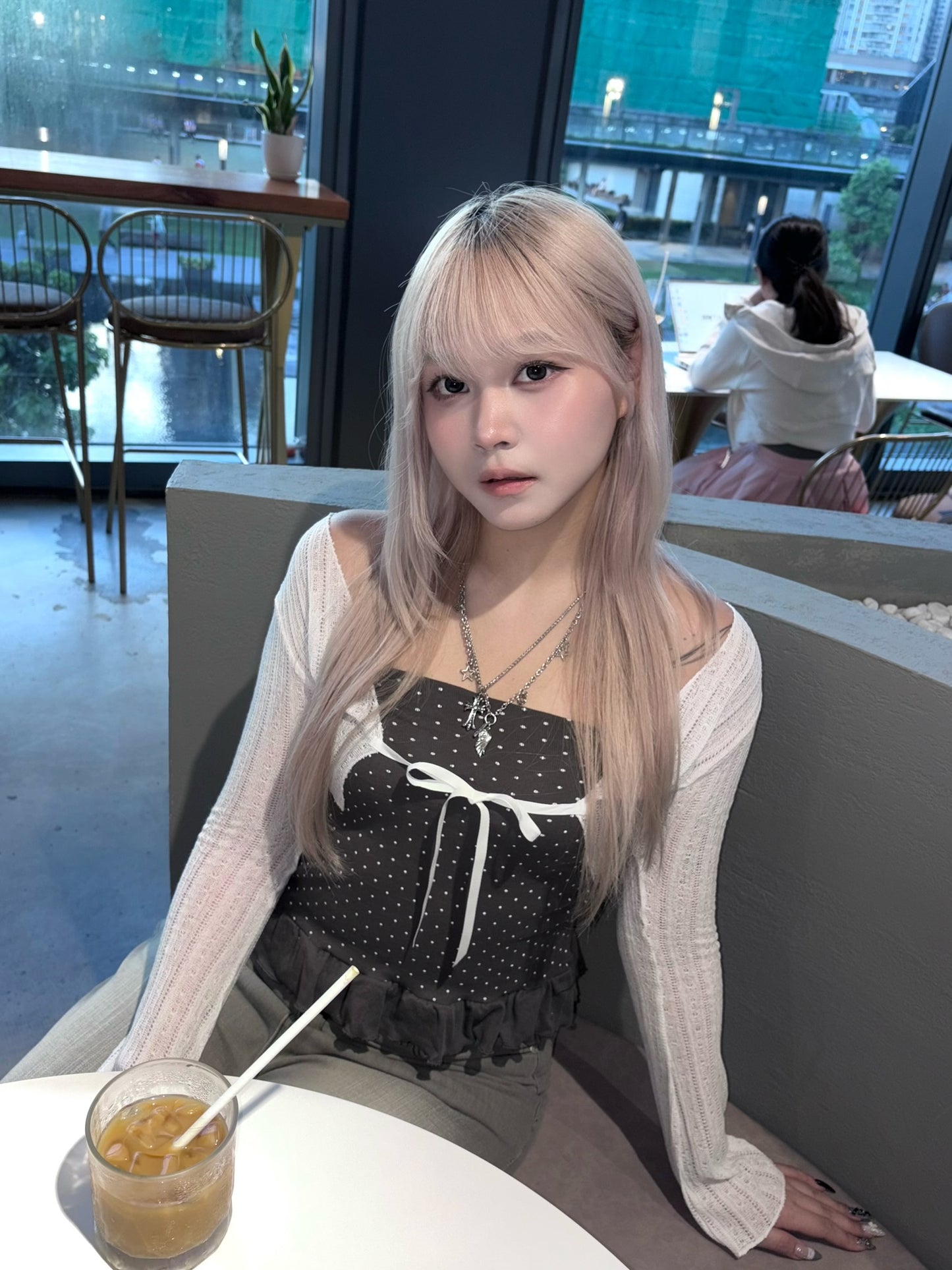 【顯瘦小外套】Taffy柔軟通花針織蝴蝶結短版外套