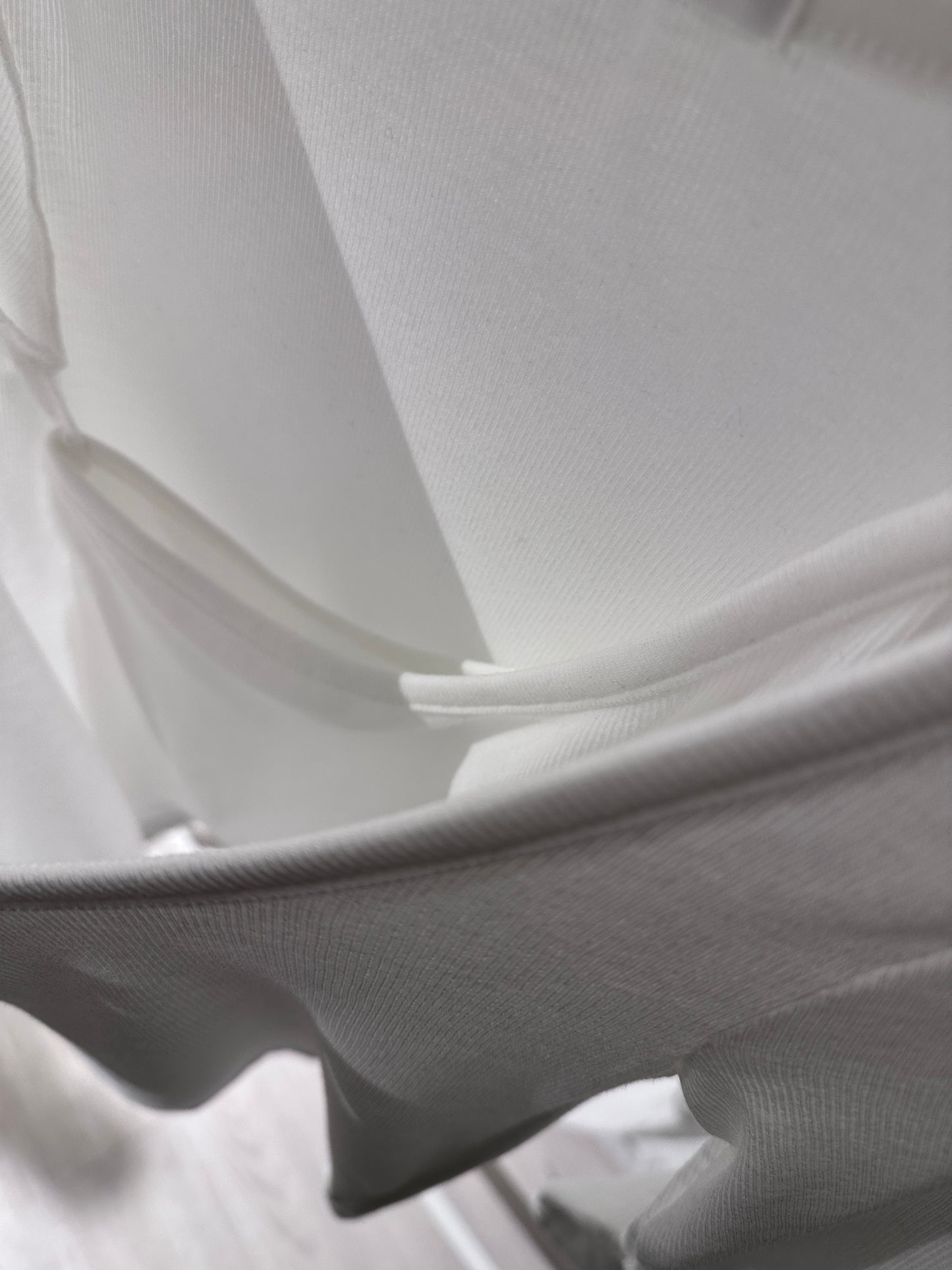 【即將停產Last Call】極簡軟滑單肩吊帶假兩件疊穿長袖Top