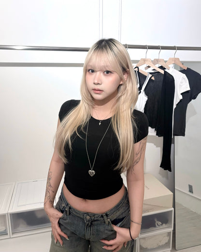 【1秒折角腰極顯身材🔥 日常＋Gym百搭必入】Softly Touch Slim Cut 修腰圓領超彈力柔軟短袖T-Shirt