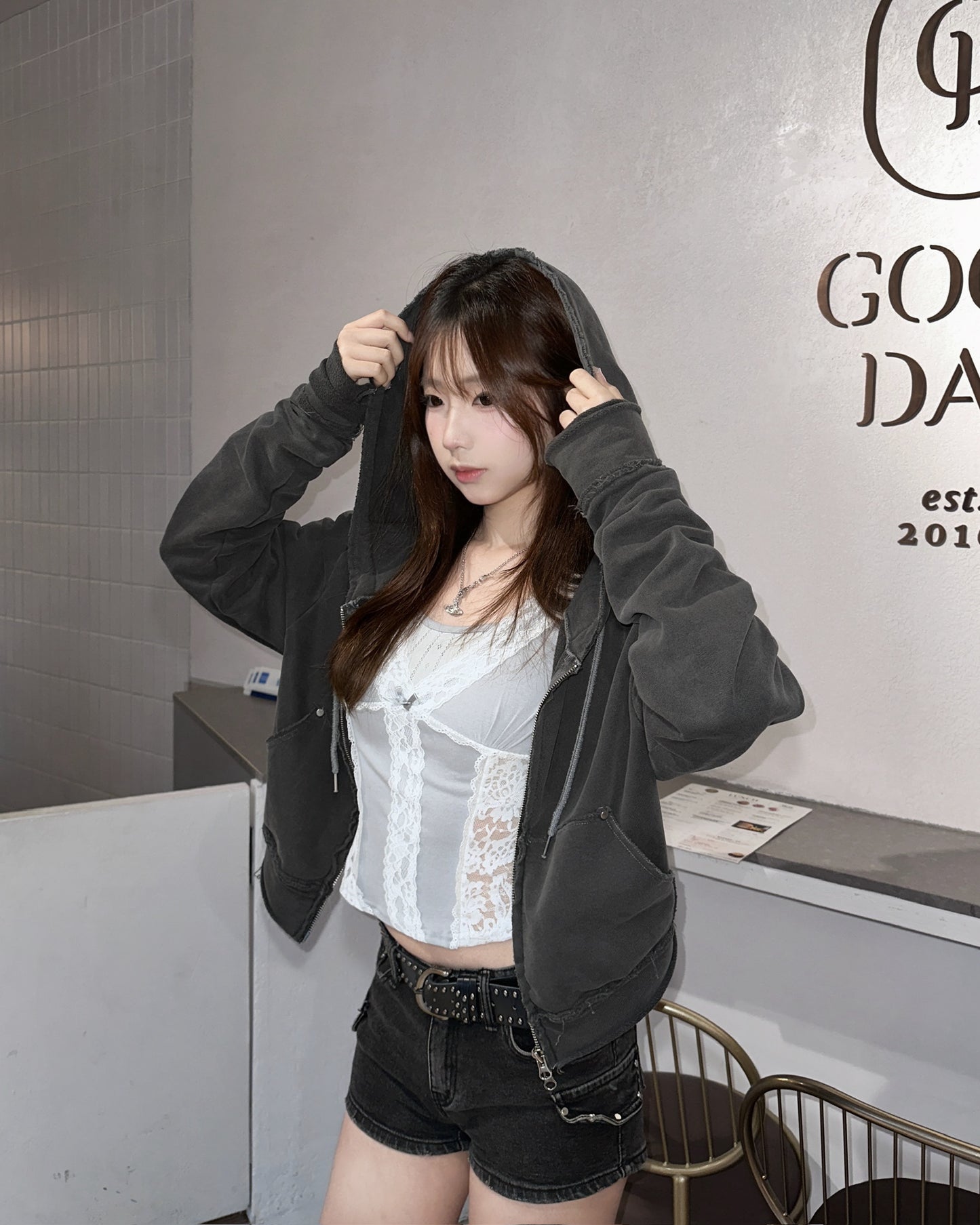 【入冬必備日常外套🍂】Dirty Fit微刷白水洗磨爛風柳釘扣連帽外套