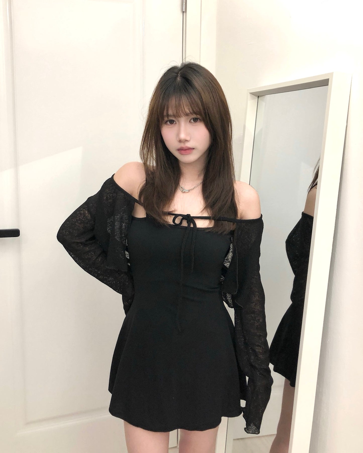 【韓式氣質女友約會感｜ 極顯纖細S腰線】Hourglass Firgure 透膚小外套+吊帶平領彈性OPS 2件套裝