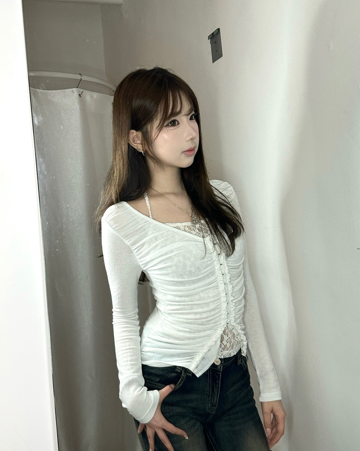【韓系個性🖤顯身材首選】Understated極簡修腰排勾透膚長袖Top
