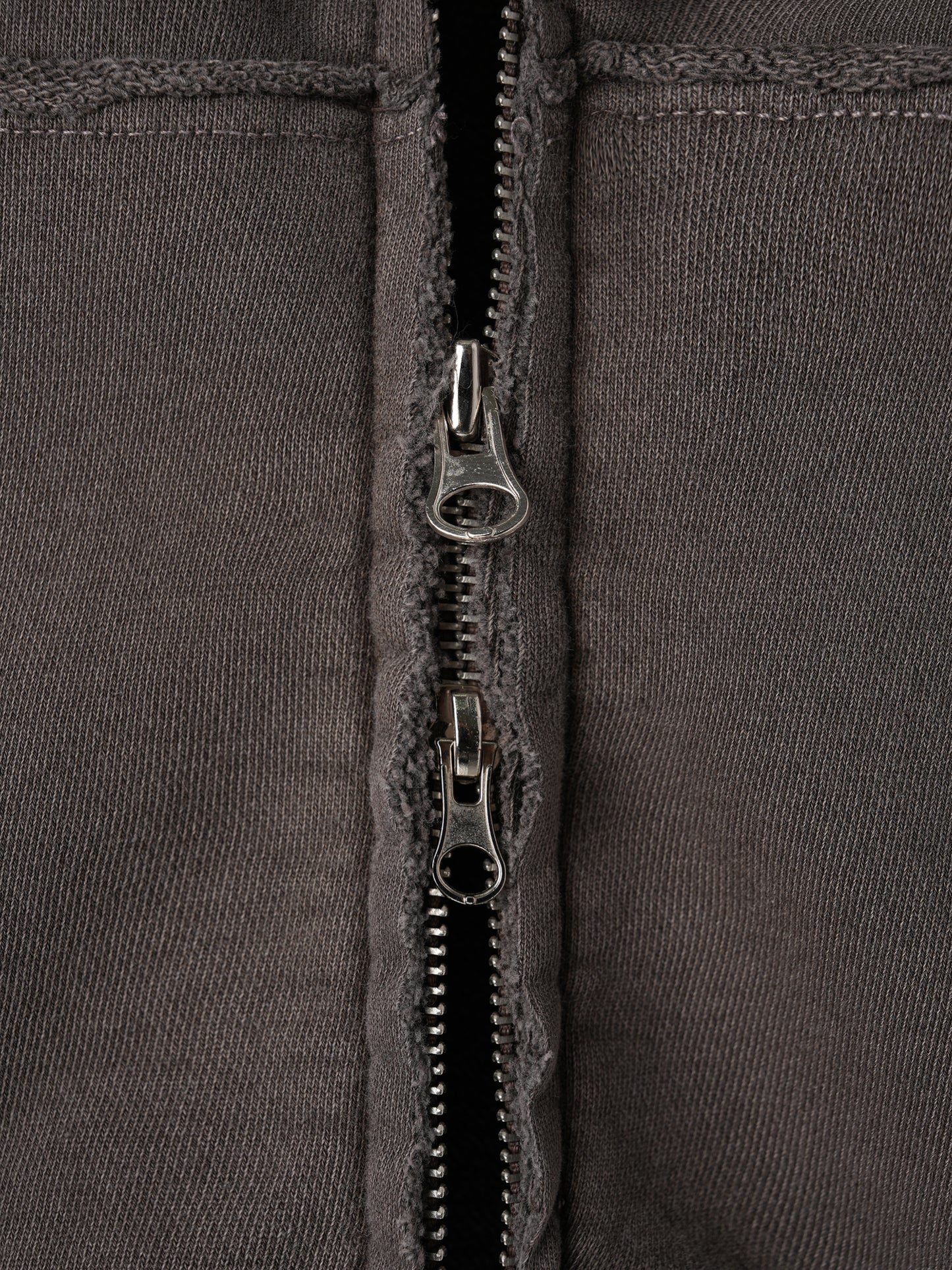 【入冬必備日常外套🍂】Dirty Fit微刷白水洗磨爛風柳釘扣連帽外套