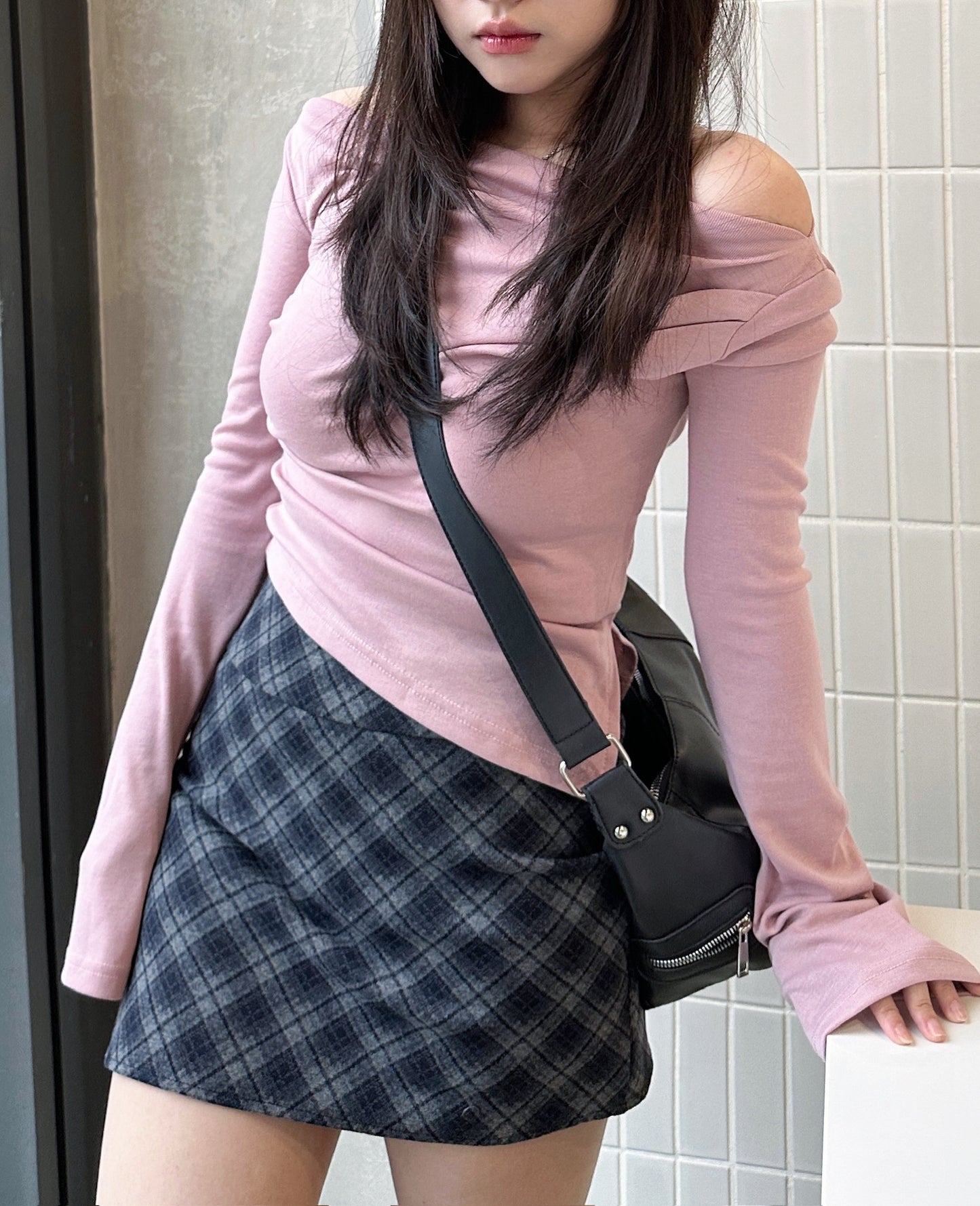 【冬日Daily穿搭必入⛄】Muted Navy 格仔毛呢高腰側開衩短裙褲