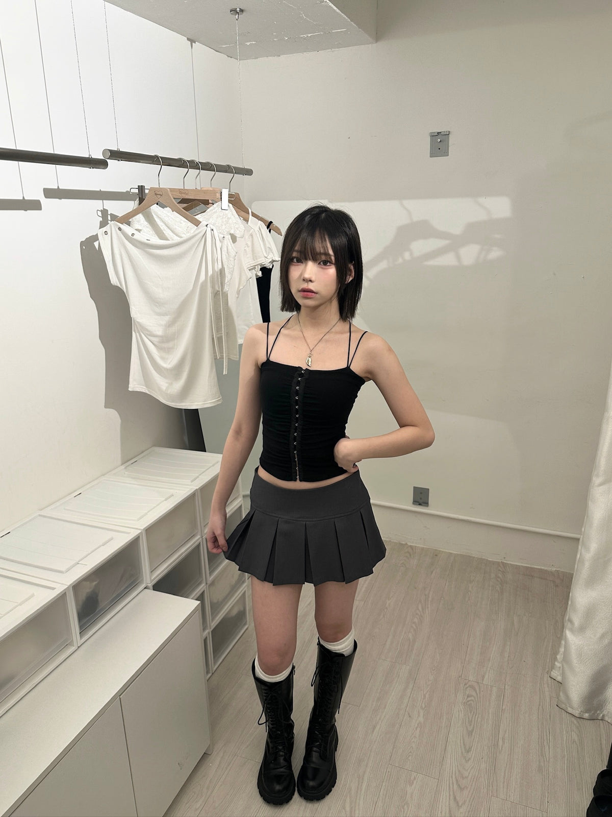 【LOVELIST獨家配搭2件套$368】Restrained 小眾感排鈎修腰平口Croset Top套裝