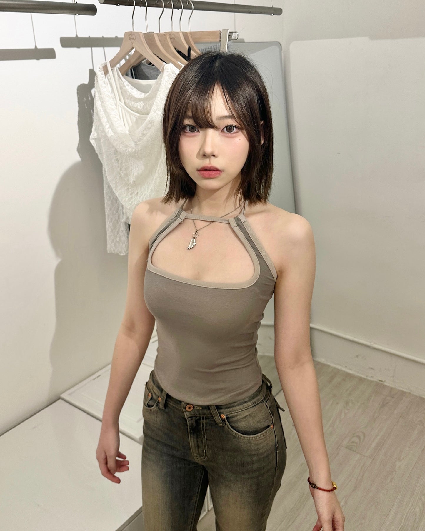 【極顯身材小性感｜3 Ways 綁法】Untamed Girl 純慾拼色修腰繞頸綁帶背心