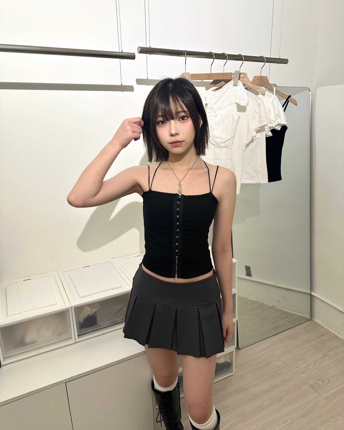 【LOVELIST獨家配搭2件套$368】Restrained 小眾感排鈎修腰平口Croset Top套裝