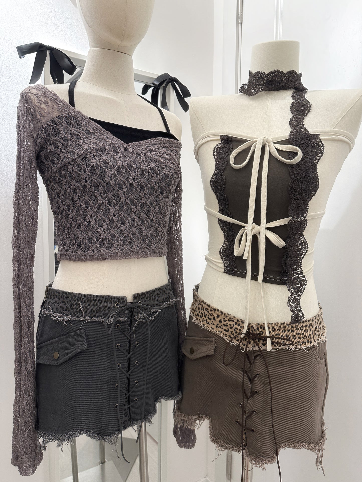 【豹紋穿搭入門級】Wild Cat破爛感豹紋交叉綁帶Mini Skirt