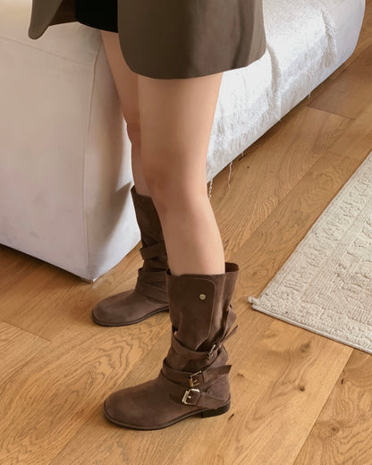 【2 ways可反笠｜ 零秒提升穿搭感】冬日感復古金扣中筒麂皮長靴