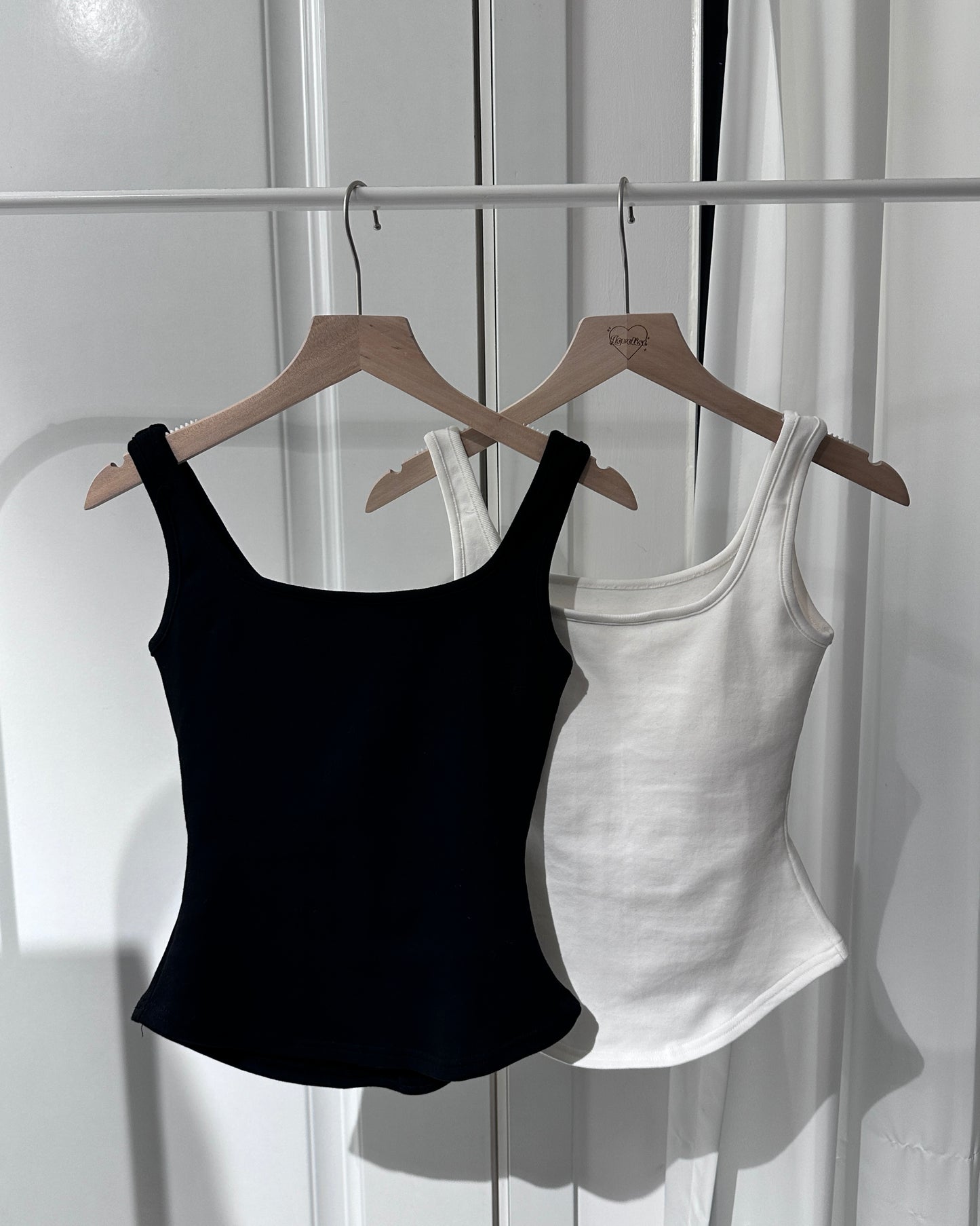 【禦寒Warm Up打底🌡️】方領粗吊帶抓毛絨緊身修腰Bra Top