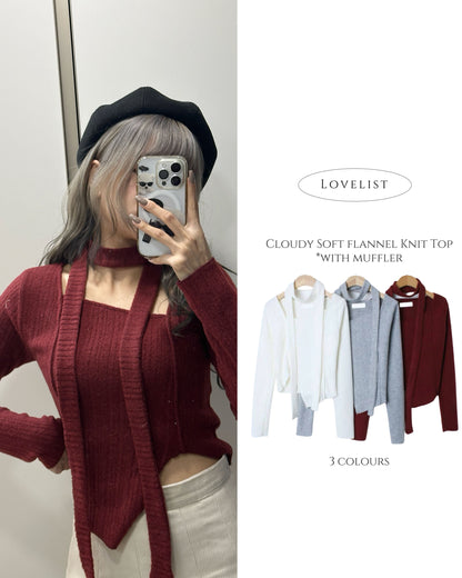 Cloudy Soft Flannels Knit Top
*with muffler