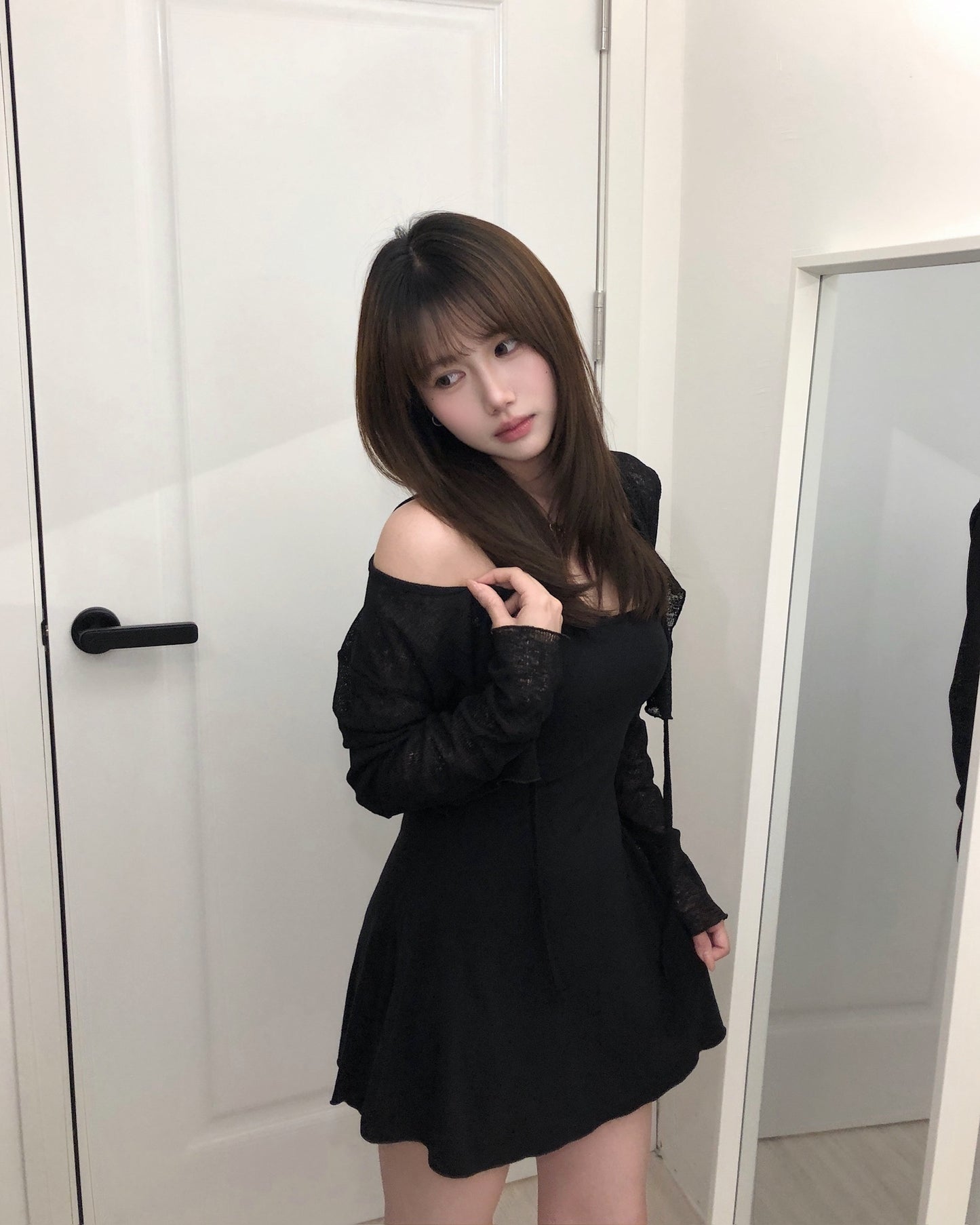 【韓式氣質女友約會感｜ 極顯纖細S腰線】Hourglass Firgure 透膚小外套+吊帶平領彈性OPS 2件套裝