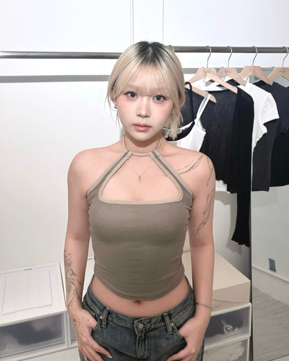 【極顯身材小性感｜3 Ways 綁法】Untamed Girl 純慾拼色修腰繞頸綁帶背心