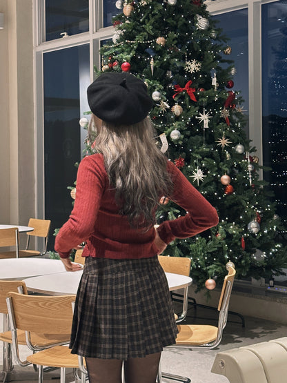 Classy Checked Button
Pleated Mini Skirt