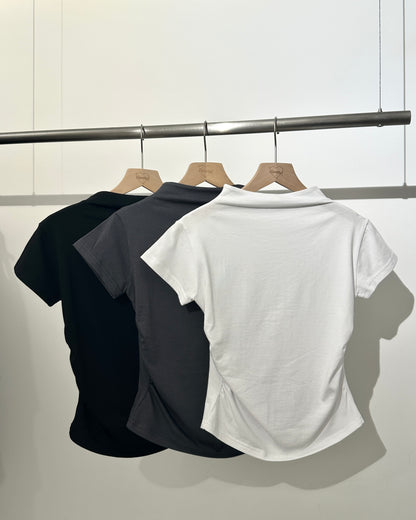 【上班/Gym/休閑多場合適用｜ 顯身材+極修腰腹】Indifferent Low Stand Collar 微企領皺褶短袖