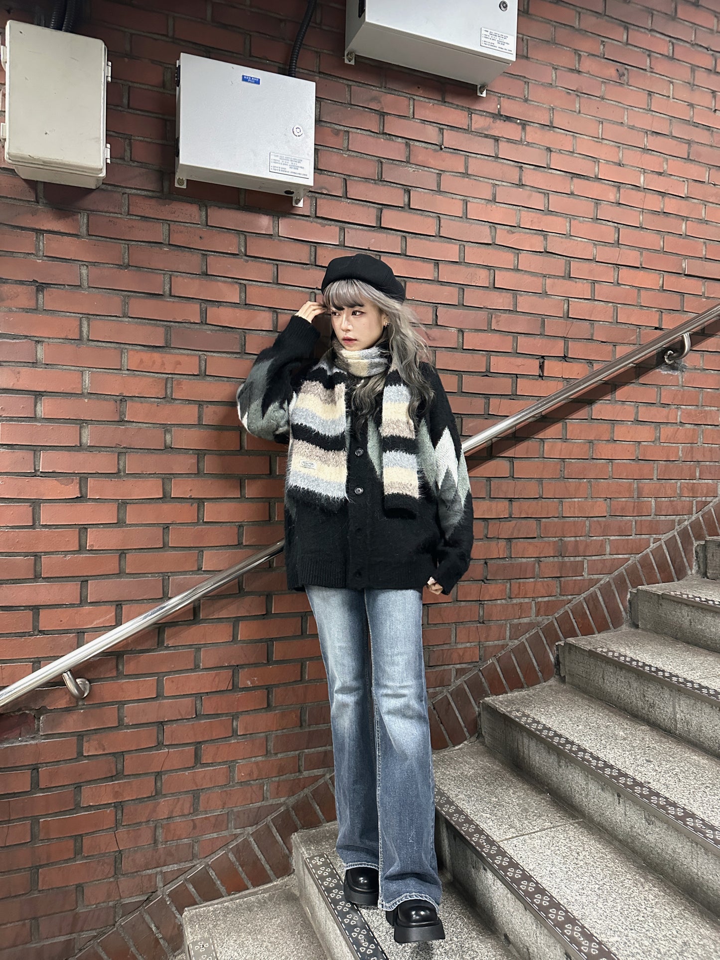 INS Vintage Stripe Muffler