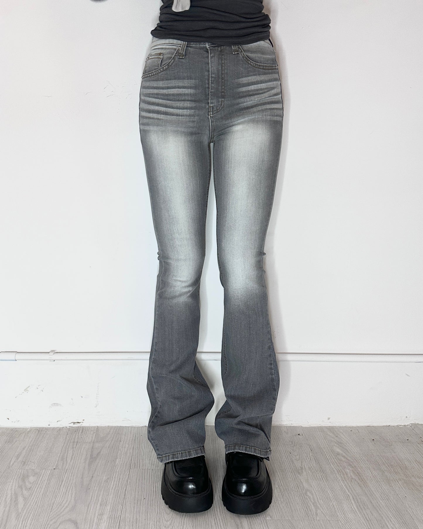 【紙片人顯瘦喇叭褲☑️新增顏色】Earl Grey Washed Bootcut Denim淺灰水洗刷白喇叭褲