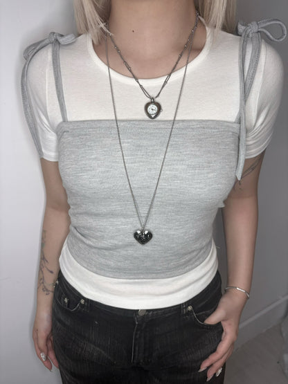 【韓系夏日疊穿CP值套裝｜ 日常Daily必入】Soft Monochrome 甜美雙肩綁帶蝴蝶結背心 x 寬鬆棉質 T-Shirt 2件套